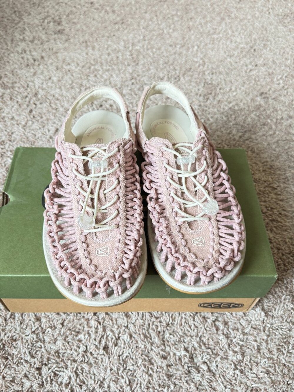 Women's UNEEK Sneaker Huarache Style Sandal Shoe Pink